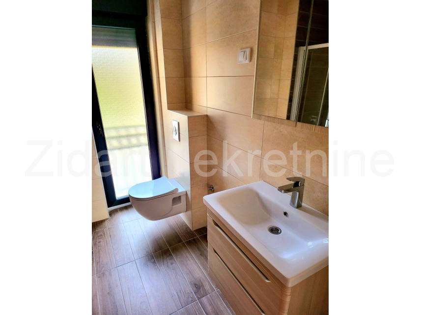 Квартира, 484 м², 102 000$ — FAKTOR